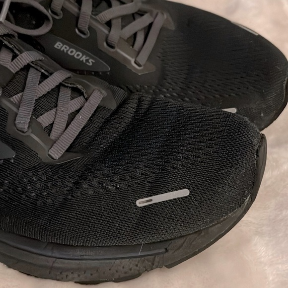 BROOKS 👟 BLACK GTS22 CUSHIONED ADRENALINE ATHLETIC SHOE SNEAKER Men’s 13 D Width - Picture 5 of 15